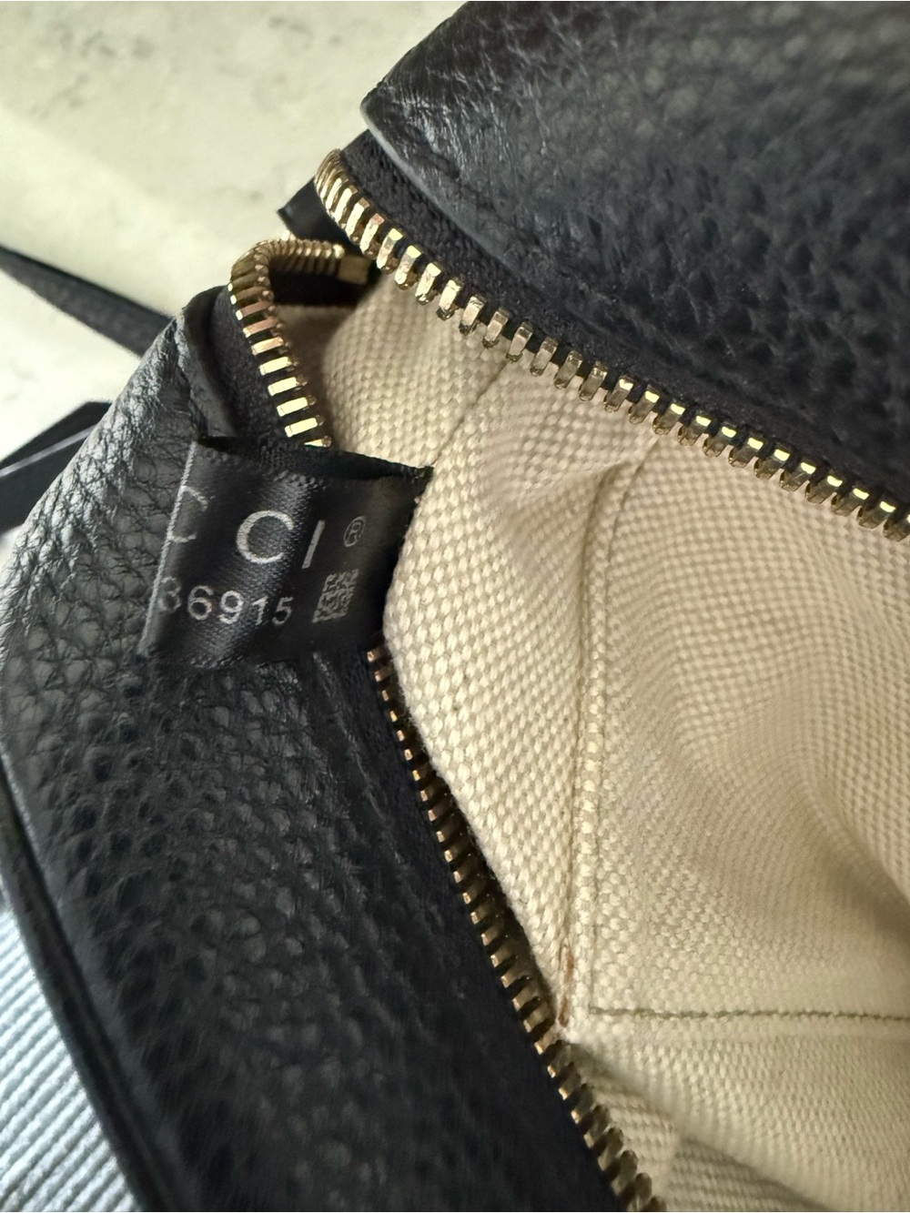 Gucci Black Soho Leather Tassel Crossbody Bag - Picture 12 of 13